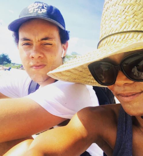 Svetozar Marinkovic ex-wife Robin Givens with her younger son William Billy Jensen